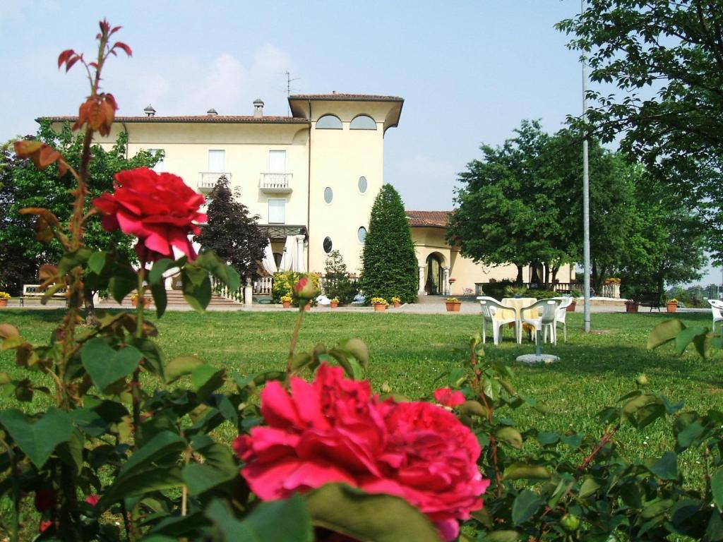 Villa Belvedere 1849 Misano di Gera d'Adda ภายนอก รูปภาพ